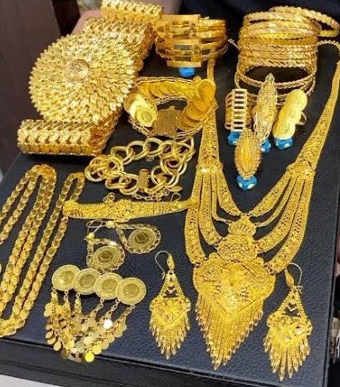 Evleneceğim kişiden bu seti istemem anormal mi?