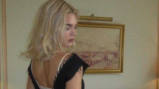 Kendall Jenner'a sarı saç yakışmış mı sizce?