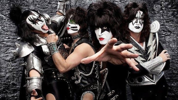 Ağır metal tarz müzik dinleyenler tehlikeli mi sizce?
