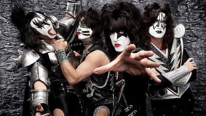 Ağır metal tarz müzik dinleyenler tehlikeli mi sizce?