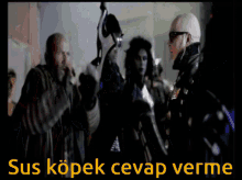 Günaydınlar! Güne nasıl başladığınıza dair bir söz, bir şarkı vb. bırakmak ister misiniz?