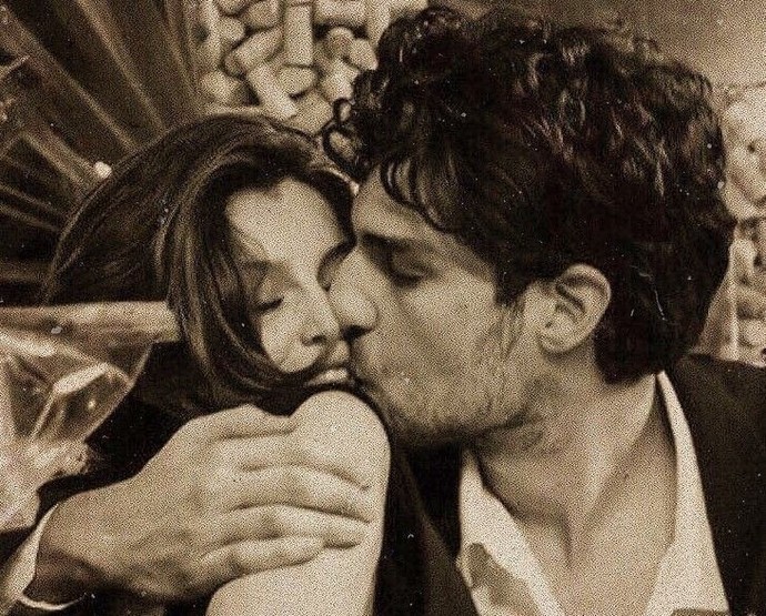 Hiç hayatında birine kopamayacak kadar bağlandın mı?
