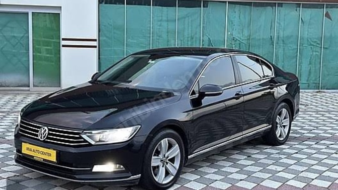 Passat alacak olsanız siyah mı beyaz mı alırsınız?