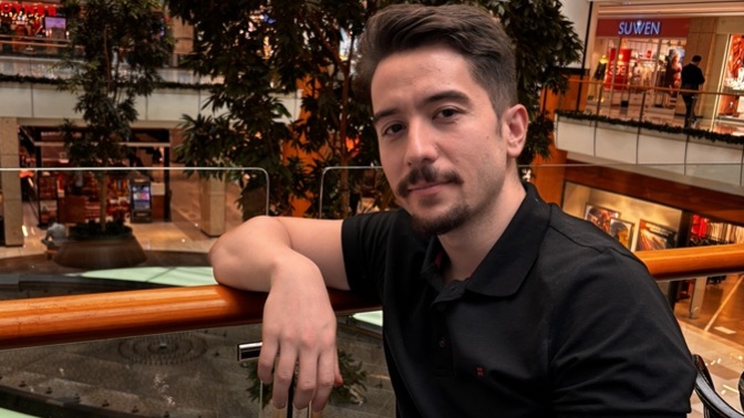 Bu iki fotodan hangisi instaya şutlanır 🤔?