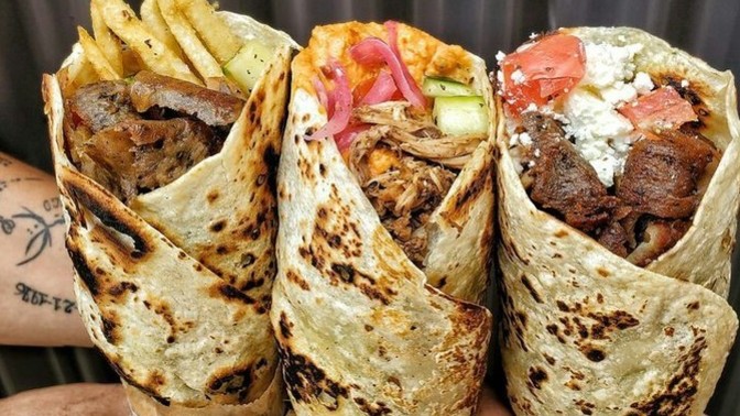 Tavuk dönerin et dönerden daha lezzetli olduğuna katılıyor musunuz?