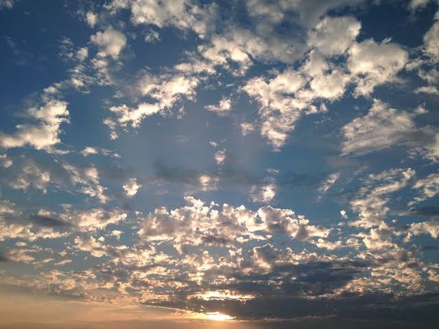 🌤☁️