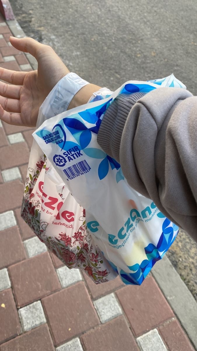 Bu kollara maniti takip gezmek vardı? Sizde sık sık hasta olur musunuz? ?