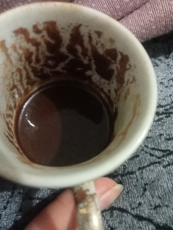 Kahve falı bakan var mı?