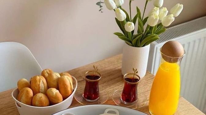 Günaaydınnn.. herkese🎈kahvaltılar yapıldı mı? senin için kahvaltı saati en geç kaç?