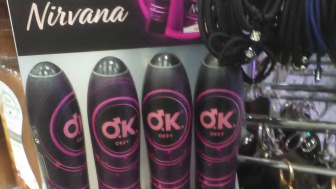 Bir erkeği vibratör alırken görsen ne düşünürsün?
