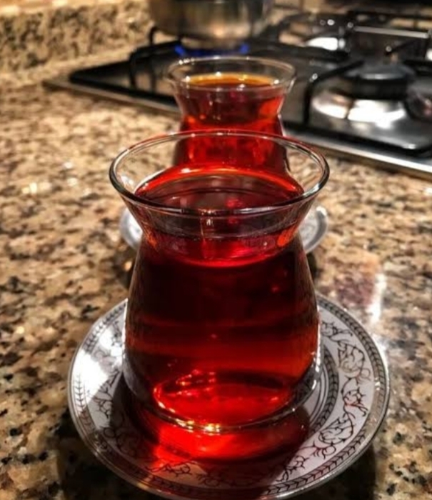 Çeyizinize çaycı mı almak istersiniz klasik çaydanlık mı?