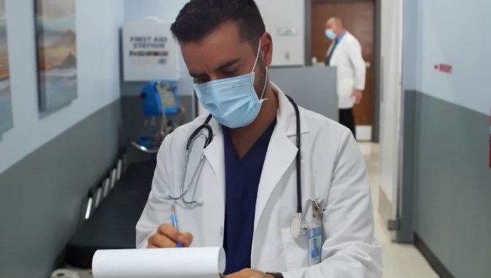 asistan doktor nedir