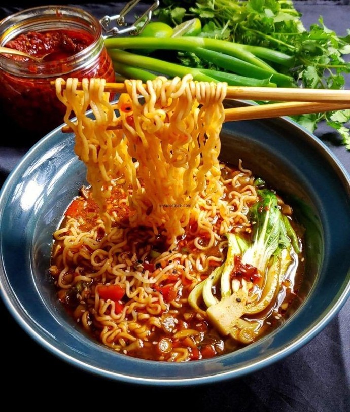🖉Tabi ki noodle 🍜🍝🥢🤤