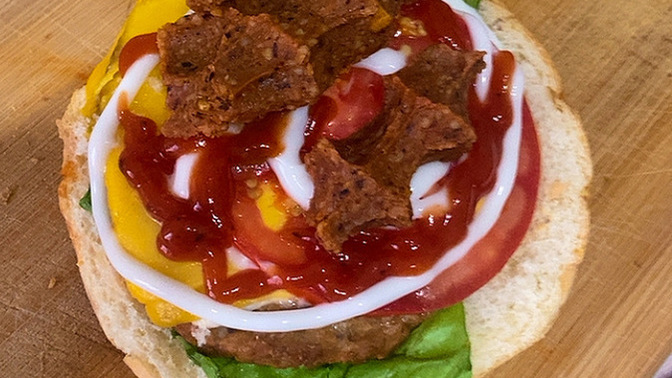 Hamburgerin içine çiğ köfte konur mu 🤔?