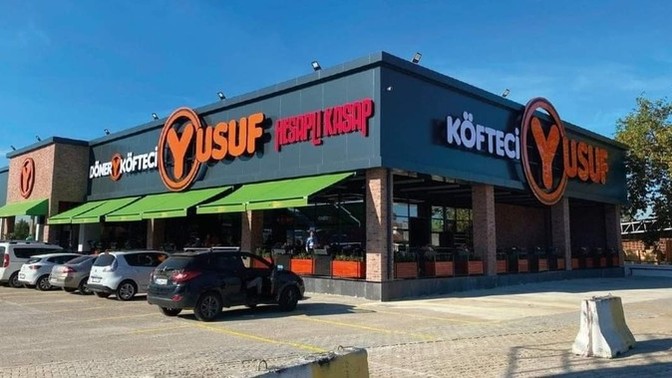 Cola turkaya yaptiklarını simdi köftecı yusufa yapiyorlar?
