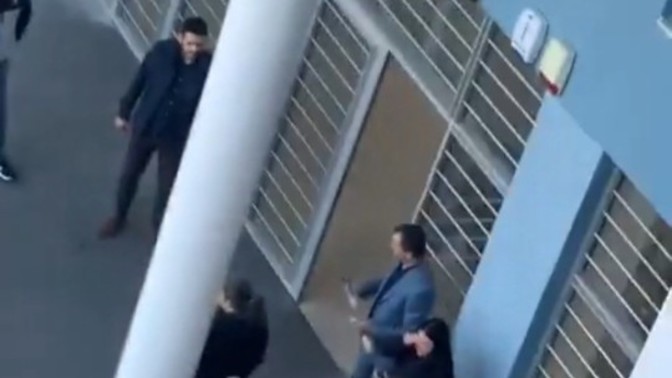 Okula makyajla gitmek sizce ne kadar doğrudur?
