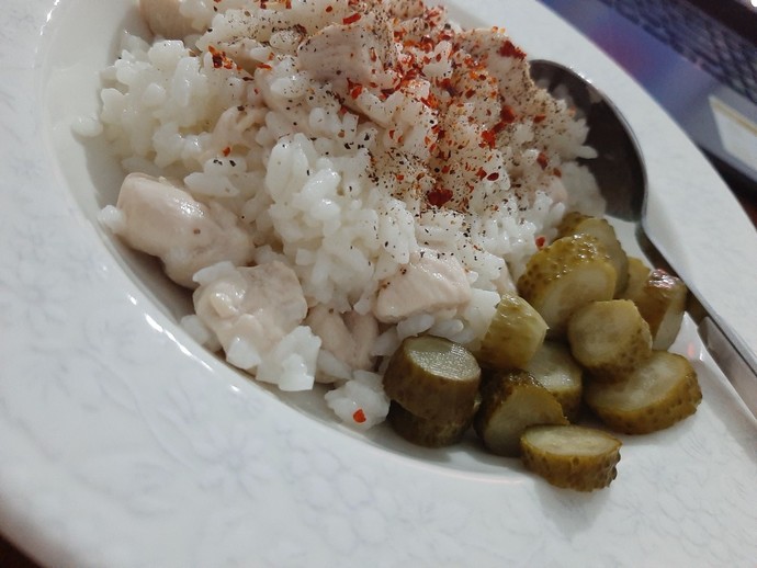 Tavuklu pilav sever misiniz?