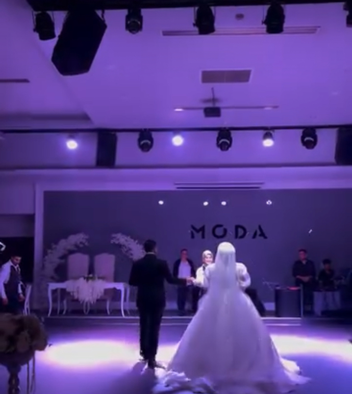Birinci salon mu, ikinci salon mu 🤍🤍?