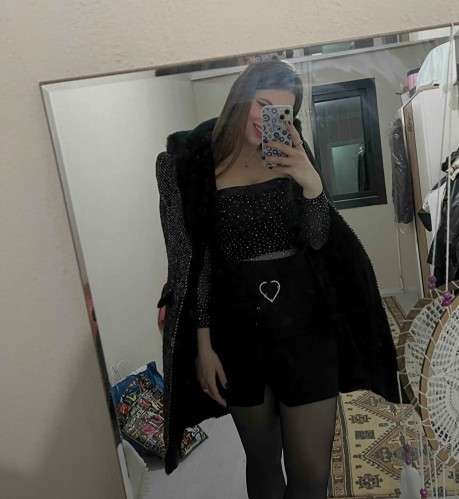 Arkadaşlarla akşam yemeği için fazla mı?