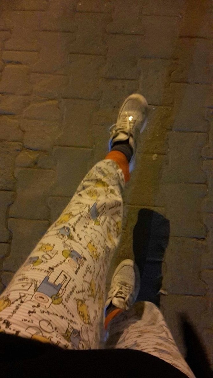 Gece gece kombinim olay mı sizce? Heryere pijamayla gitme isteğim bi dur 😂😂? Pijama sevmeyen var mı?