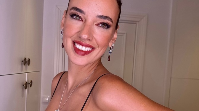 Seda bakan sizce güzel ve seksi bir kadın mı?
