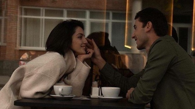 Ayrılınca hemen başkasıyla olmak eski sevgiliye saygısızlık mıdır?