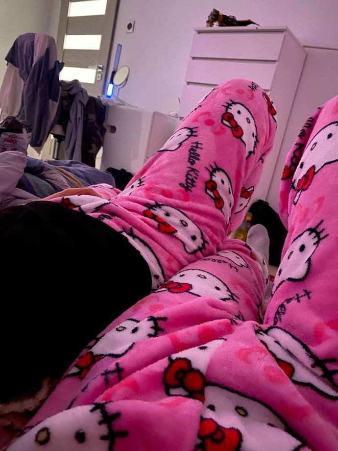 Sevgiliniz ile hello kitty pijaması giyip uyurmusunuz?