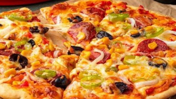 Pizza mı yoksa hamburger mi, senin kararın ne olurdu?