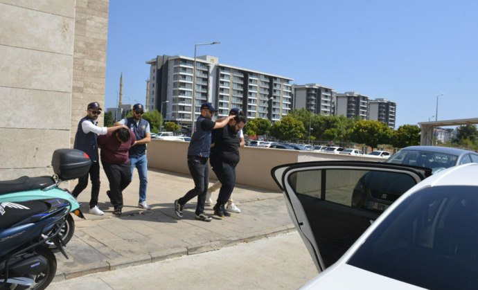 Jahrein çıkmış serbest bırakılmış kaç sene hapis anıları anlatacak sizce?