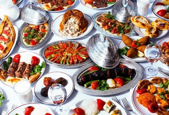 Akşam yemeğine size gelseydim ne yiyor olurduk?