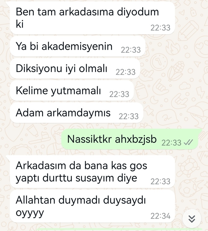 Hiç birisinin arkasından konuşurken ona yakalandığınız oldu mu?