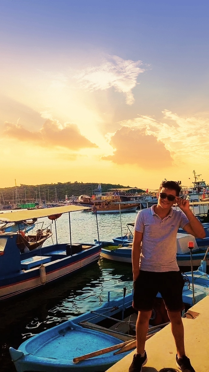 Kızlar, Selamlarrr canı sıkılan birileriii?