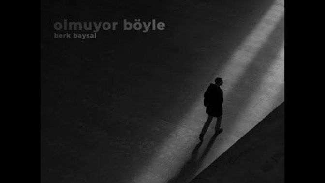 ''Darmaduman Olmuşum'' dediğinizde dinlediğiniz bir şarkı var mı?