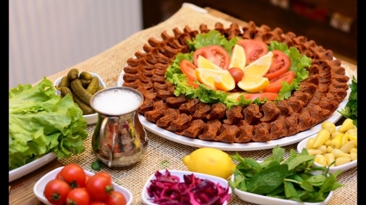 Marulsuz, çiğ köfte yenir mi?