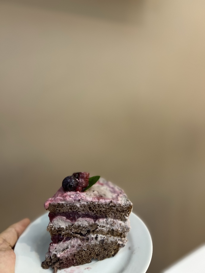 Orman Meyveli Yaş Pasta sever misiniz?