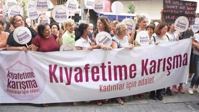 Sevgilinizin giyimine ne düzeyde karışırsınız?