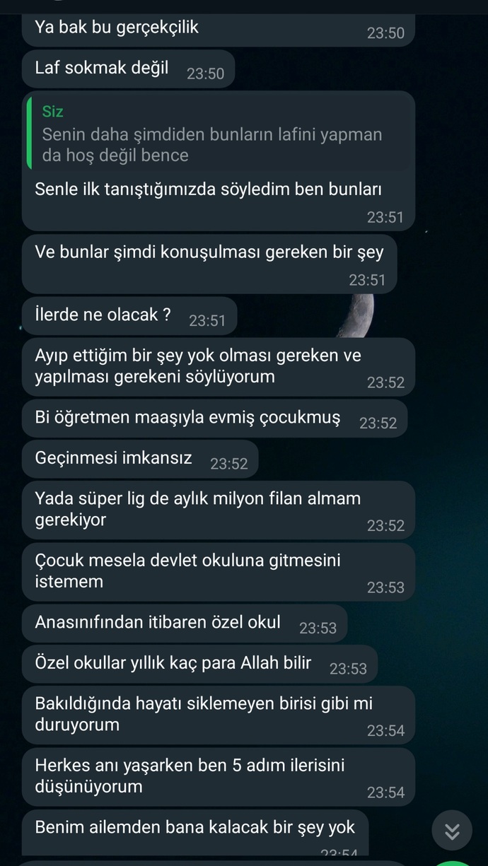Ben çalışmıyorum ama boyle demesi cok zoruma gidiyor böyle diyor ama benden sürekli borç istemesinide bilir?