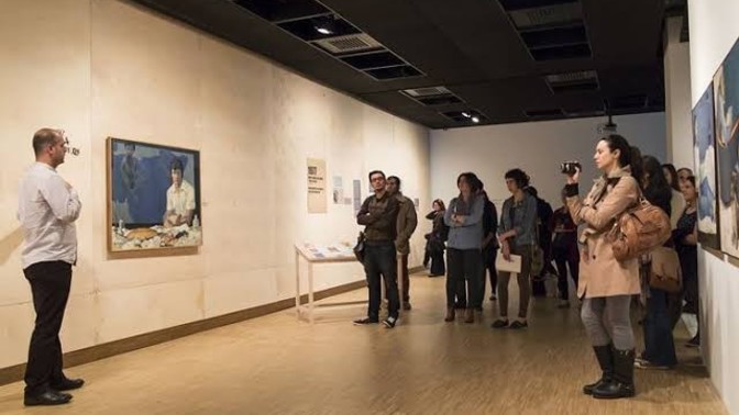Modern sanat ile klasik sanat arasındaki çekişmeyi nasıl yorumluyorsunuz?