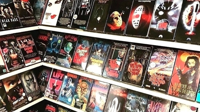 Film koleksiyonu yapar mısınız?