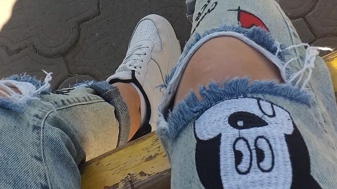 Borçlarım tarafından zorla işe götürülüyorum. Günaydınnnn ☀️ Doğdu mu güneşiniz?