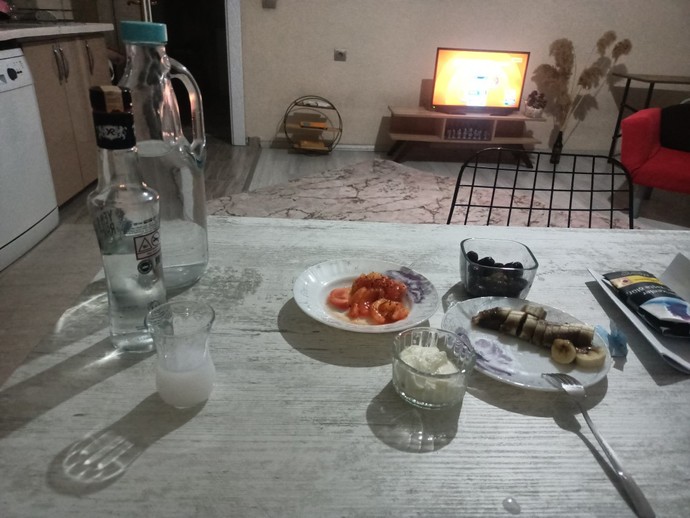 Rakı sevenler kimler?