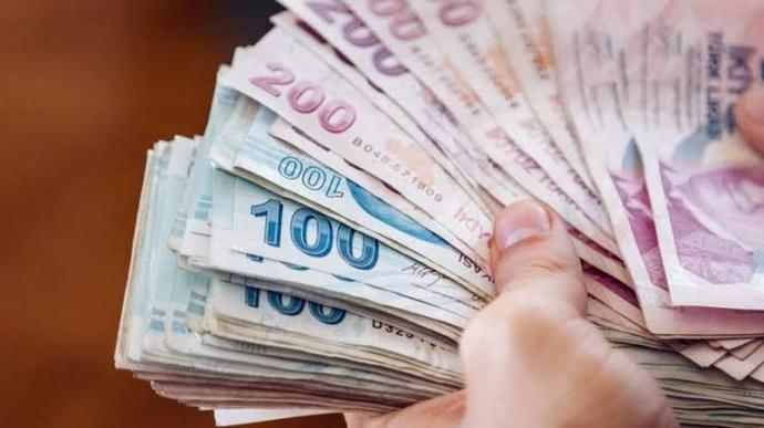 27000₺ maaş alan birinin geçinememesi normal midir?