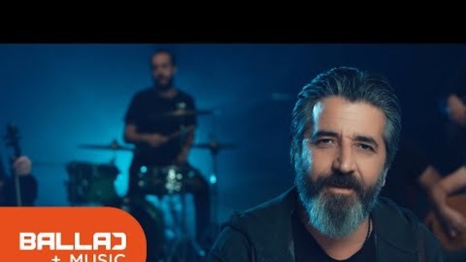 Dinliyorsam vardır bir sebebi dediğin şarkı var mı?