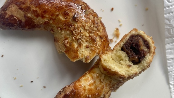 Kafama esti ayçöreği yaptım, pastane 🧁 ürünleri mi, ev yapımı sıcacık fırından çıkma ürünler mi seversin?