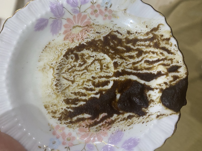 Fal bakmayı bilen varsa bakabilir mi ne çıkmış?