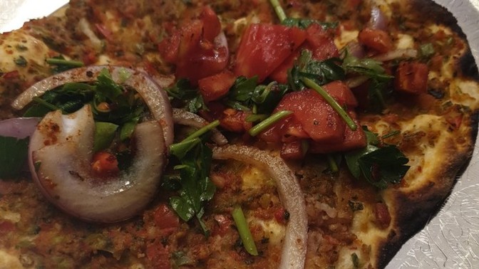 Ilk buluşmada lahmacun yenir mi?