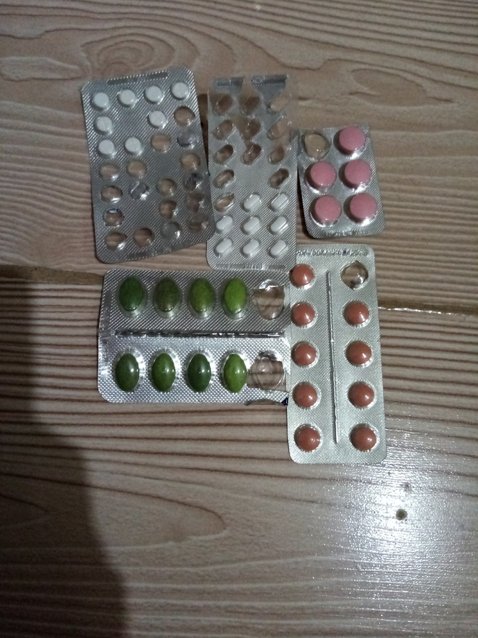 Siz günde hiç ilaç alıyor musunuz ya da  kaç tane alıyorsunuz?