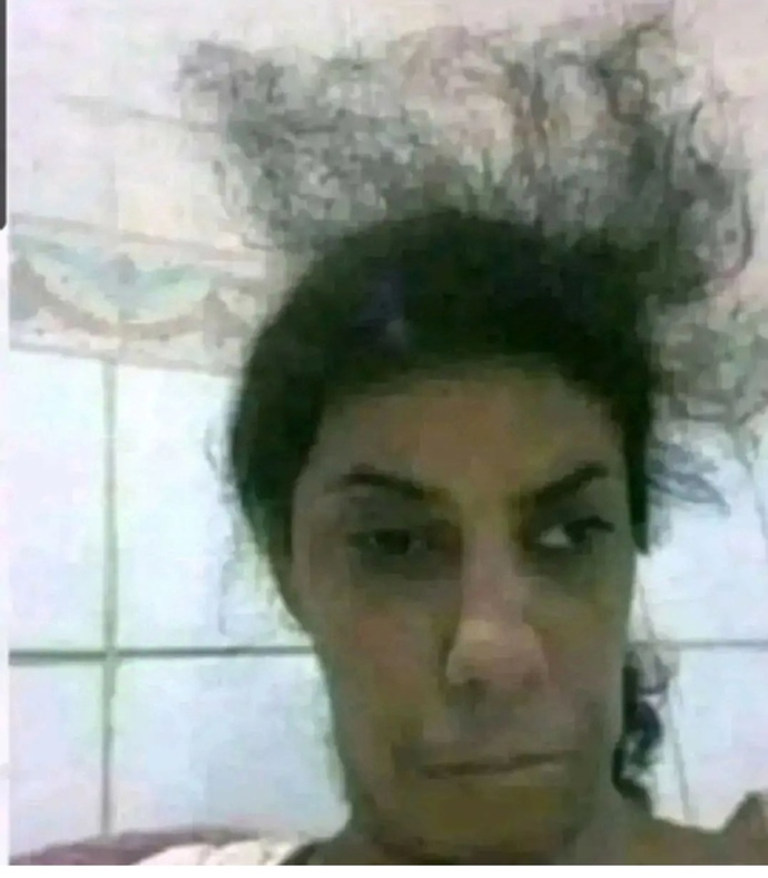 Ben uyandım bir günaydın bir de maşallah alır mıyım?🤭🤭?