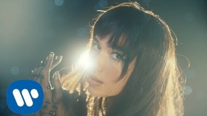 Sophie ellis bextor mu yoksa Dua lipa mı?