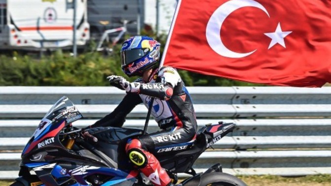 Toprak Razgratlıoğlu 2. Kez Dünya Şampiyonu oldu. Düşünceleriniz?